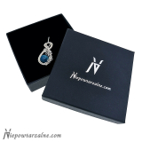 Srebrny wisior z niebieskim agatem