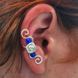 93b - Srebrny earcuff 'Róża" niebieski
